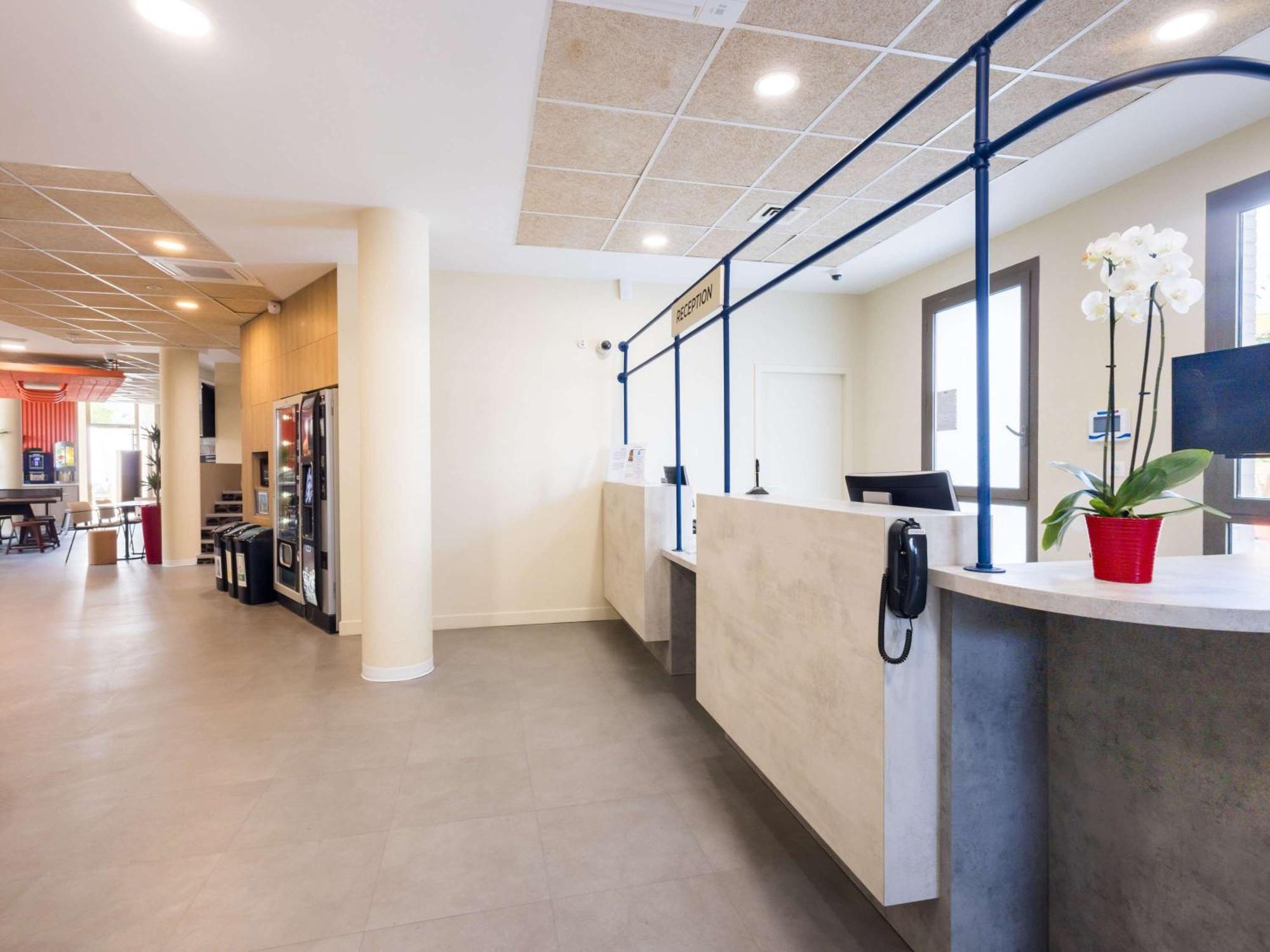 Ibis Budget Nanterre La Defense Exterior foto